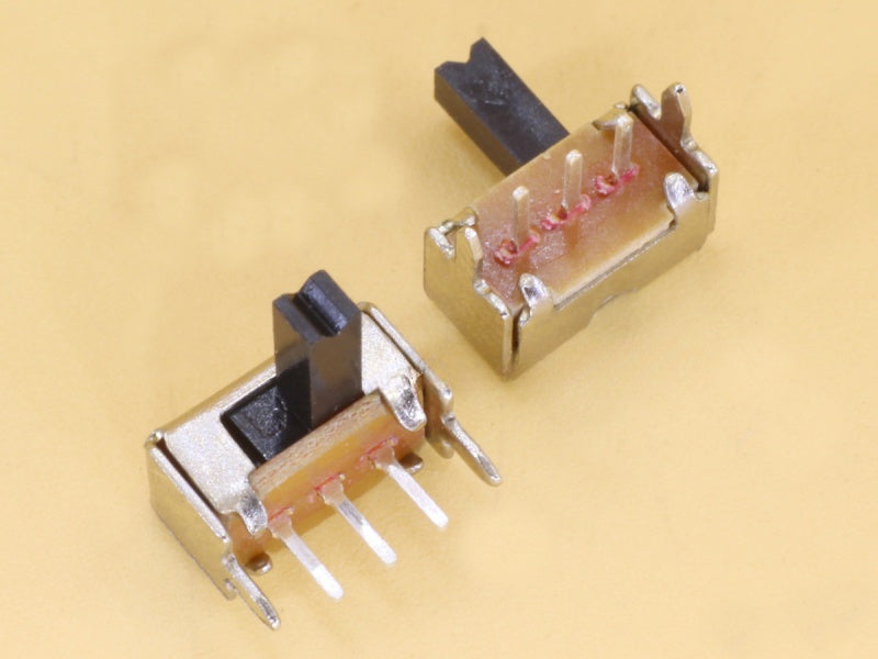 Slide Switch TH Horizontal - 3 pins - 1 circuits - 2 positions Knob 5mm