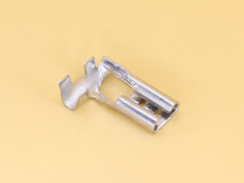 4.8mm Wire Crimp RA Female Quick Disconnect Terminal