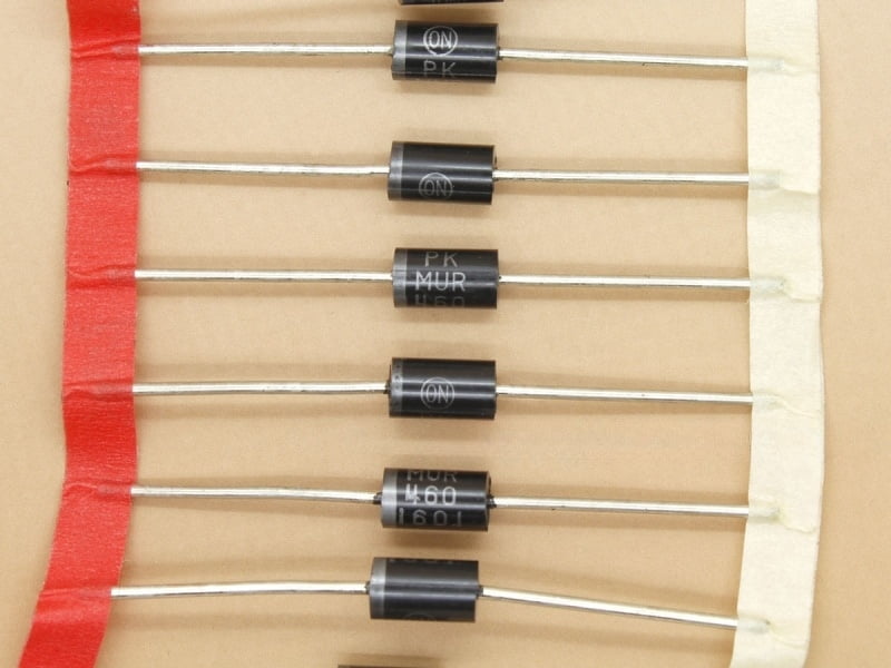 MUR460 - DO-201 - 4A 600V - Ultra Fast Rectifier