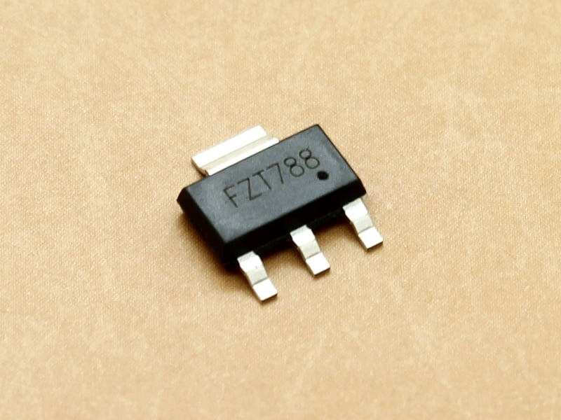 FZT788 FZT788B FZT788BTA SOT223 15V 3A PNP Power Transistor
