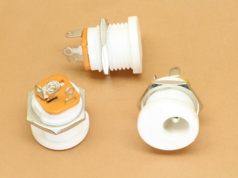 DC Socket - White Threaded Nut Panel Mount - Suitable for 5.5x2.1mm DC Pins