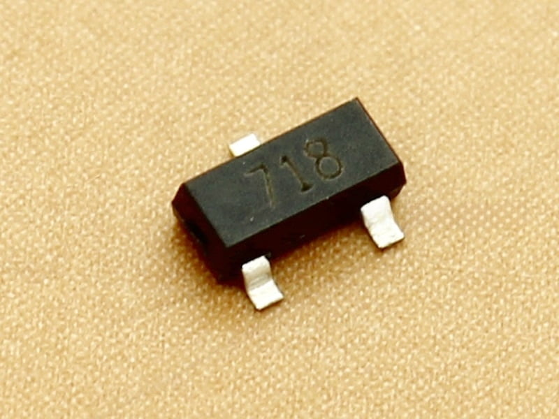 FMMT718TA 718 SOT23 PNP transistor