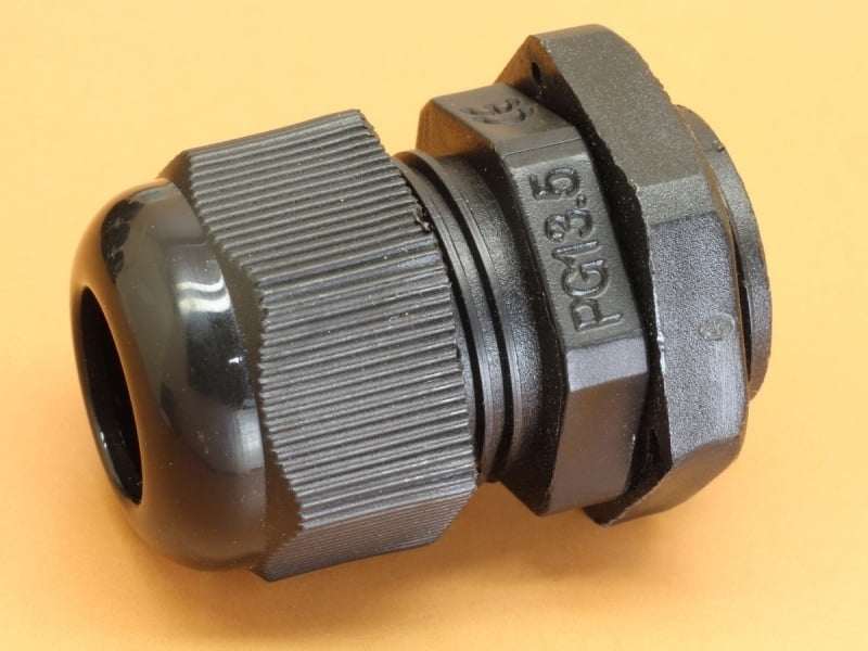 PG13.5 Black Nylon Cable Gland for Cable Dia 9-12mm