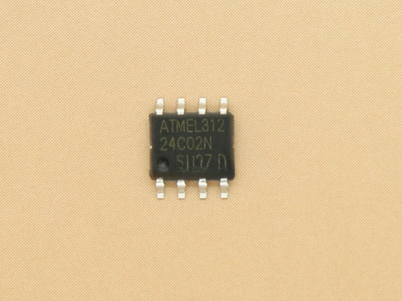 AT24C02 - SOIC8 - I2C EEPROM