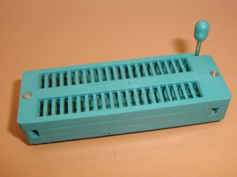 40 pin ZIF Socket