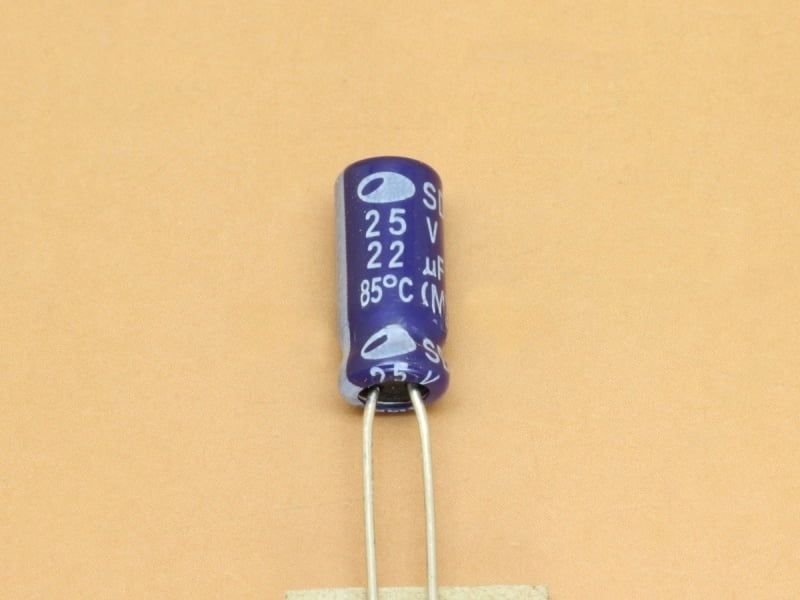 22uF 25V 5mm Samwha