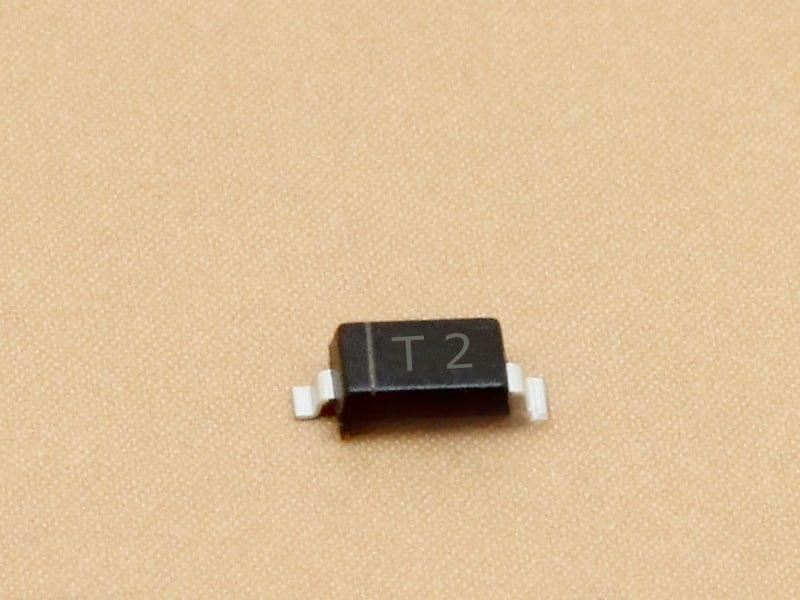 1SV215 - ISV215 - T2 - SOD323 (0805) Varactor Diode
