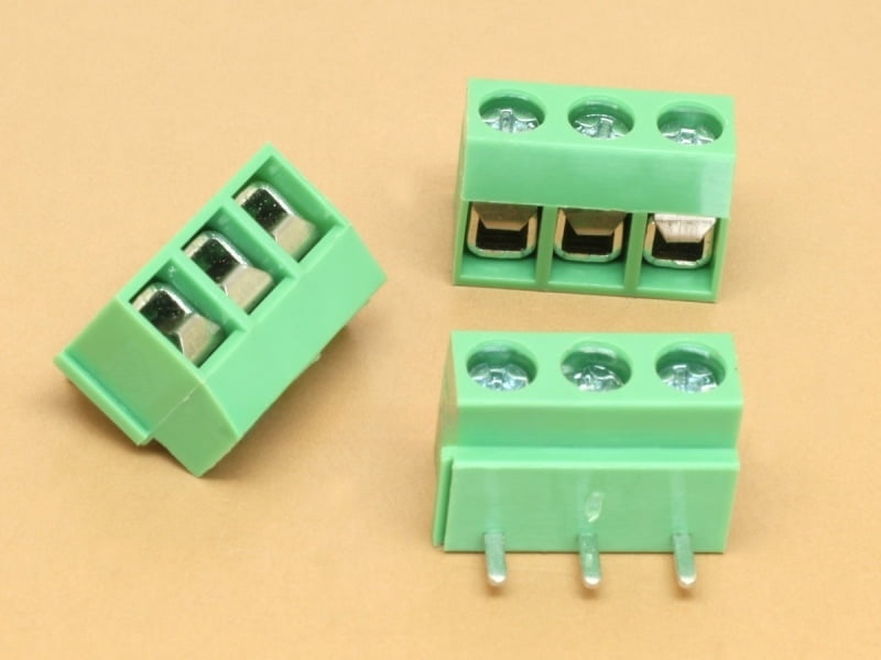 3 Pin 5mm 10A Screw Terminal Light Right Angle